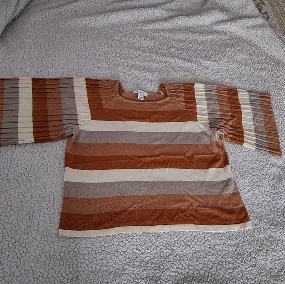 Sweter - Picture 5 of 5